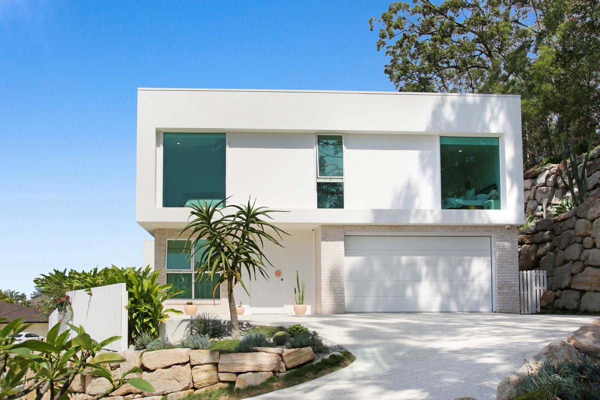 17 Arbury Hill Close Burleigh Heads 1