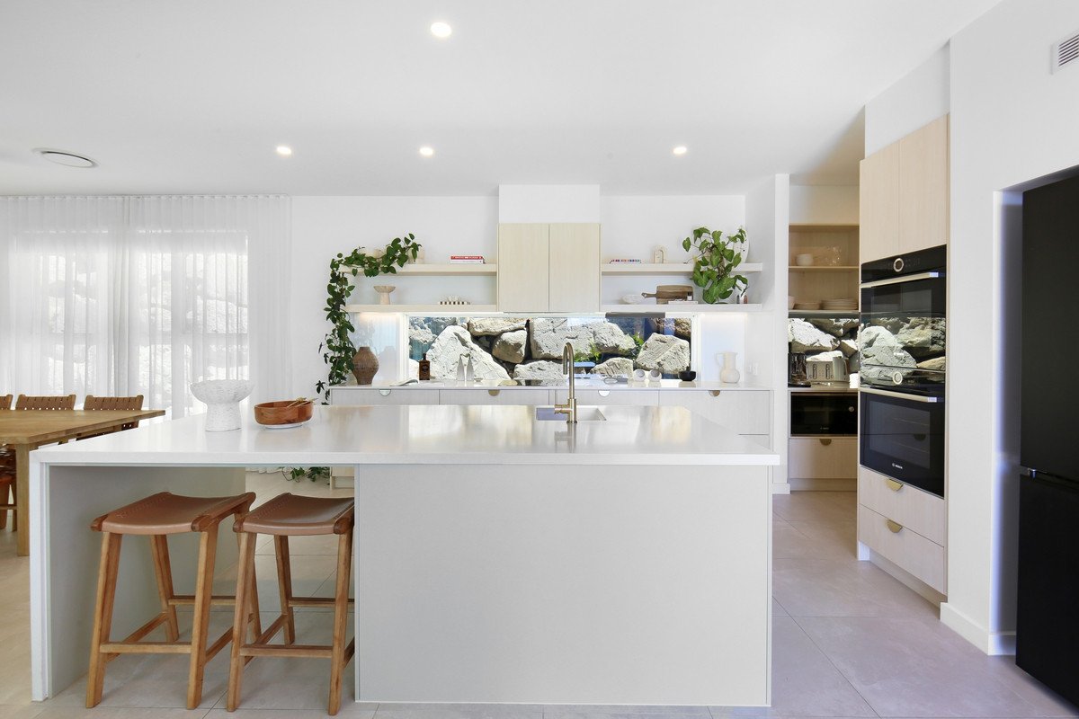 17 Arbury Hill Close Burleigh Heads 6