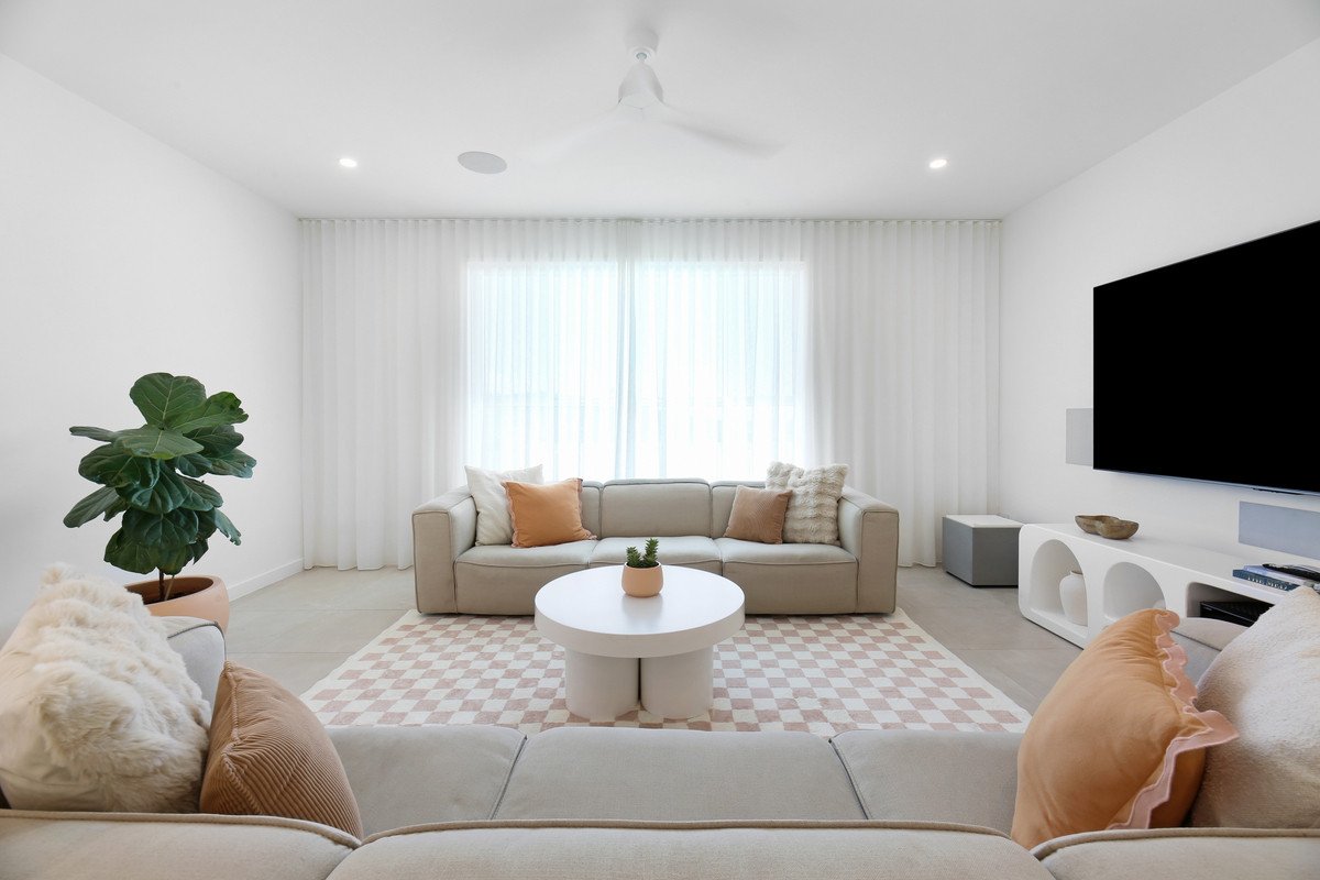 17 Arbury Hill Close Burleigh Heads 8