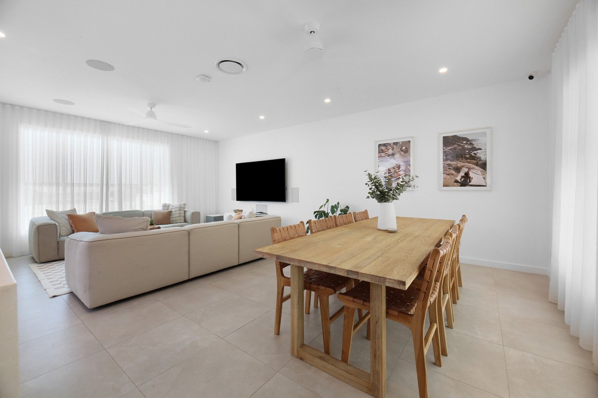 17 Arbury Hill Close Burleigh Heads 10