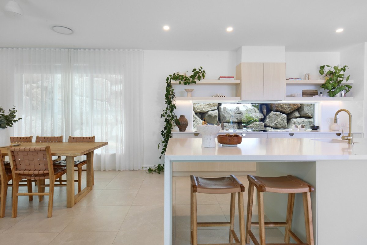 17 Arbury Hill Close Burleigh Heads 11