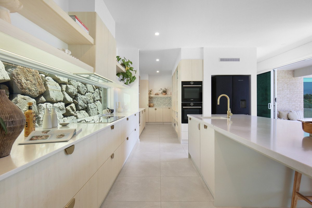 17 Arbury Hill Close Burleigh Heads 12