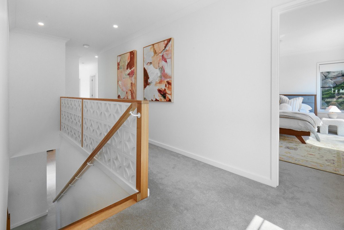 17 Arbury Hill Close Burleigh Heads 18