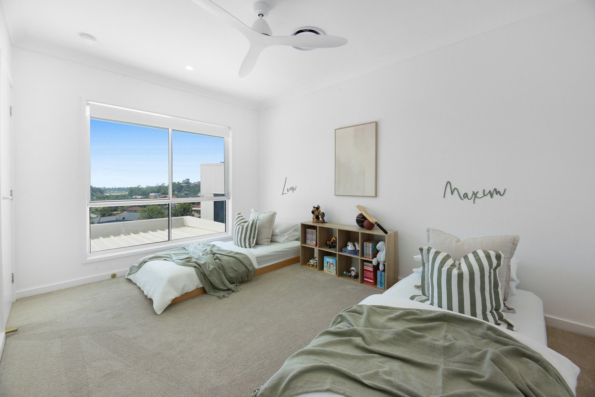 17 Arbury Hill Close Burleigh Heads 28