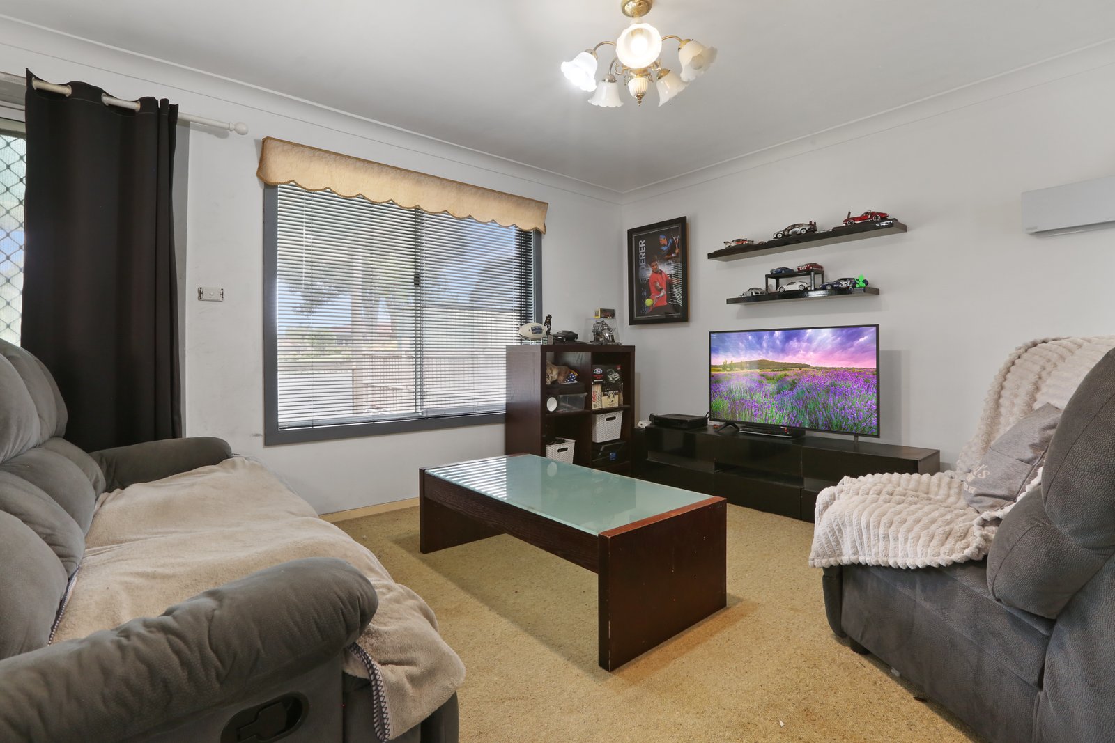 17 Ashmore Crescent KANAHOOKA 2