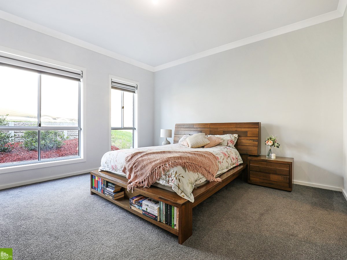 17 Ashton Close ALBION PARK 7