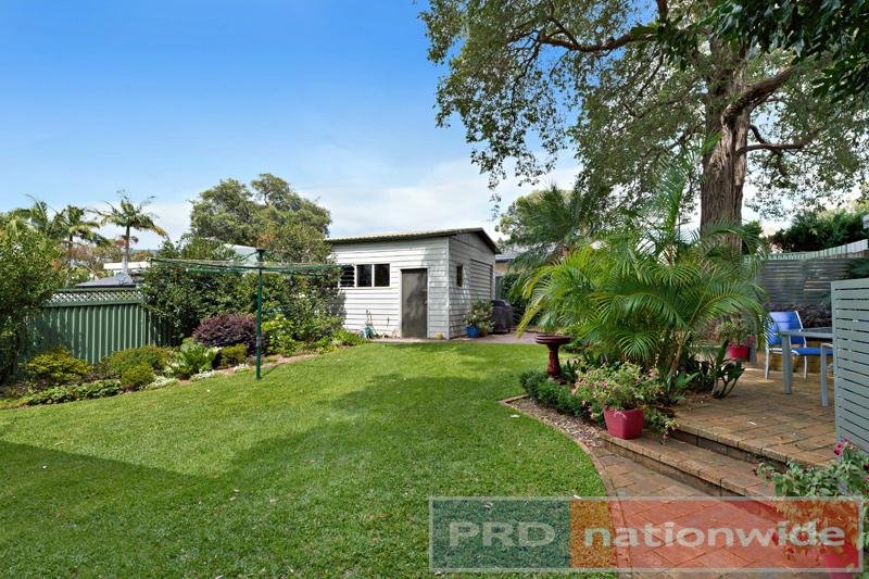 17 Austin Boulevard PICNIC POINT 7