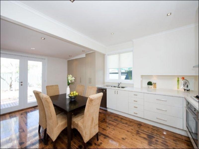Gallery: 17 Ballard Street