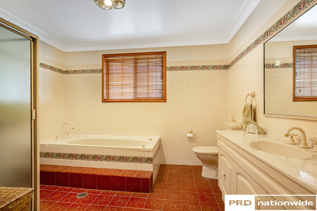 17 Bandalong Street TAMWORTH 13