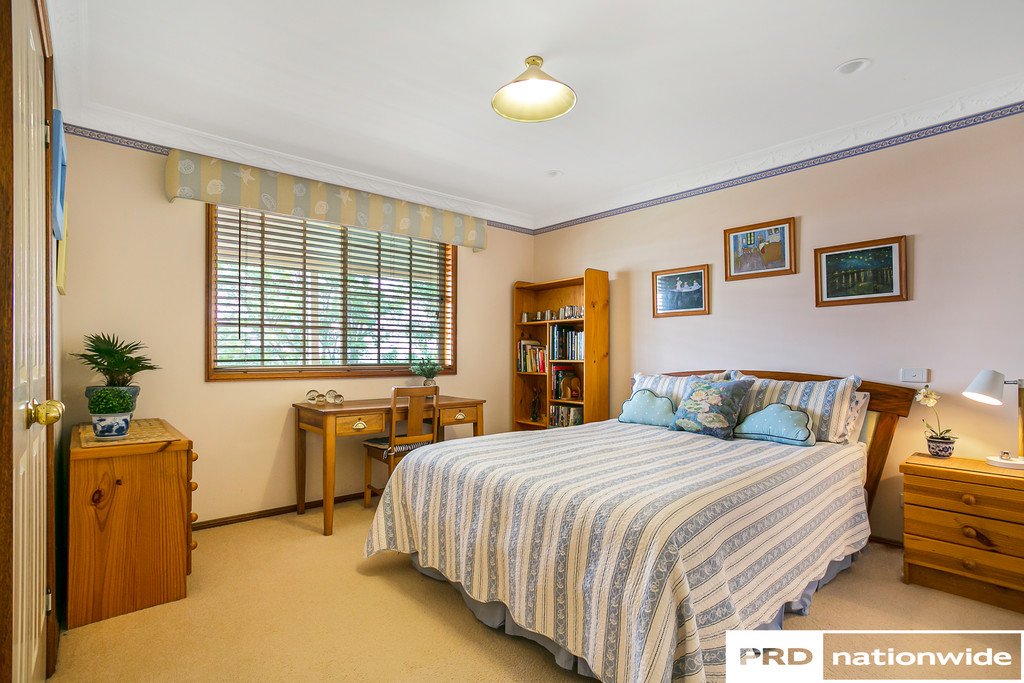 17 Bandalong Street TAMWORTH 18