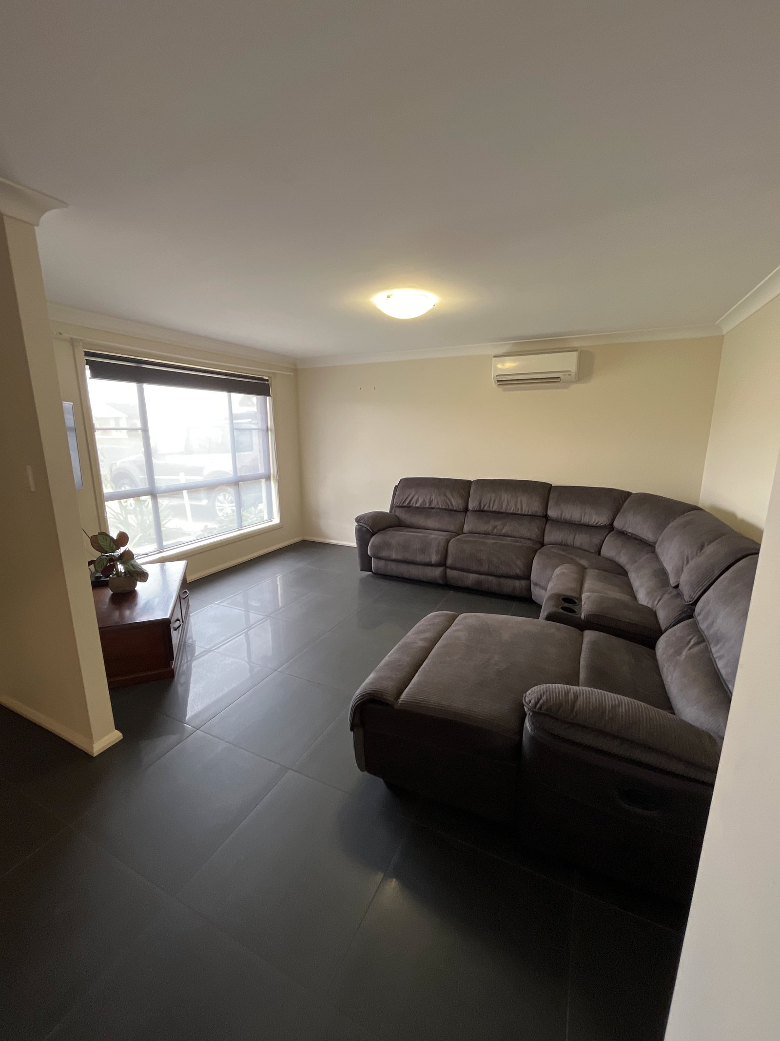 17 Banks Street TAMWORTH 2