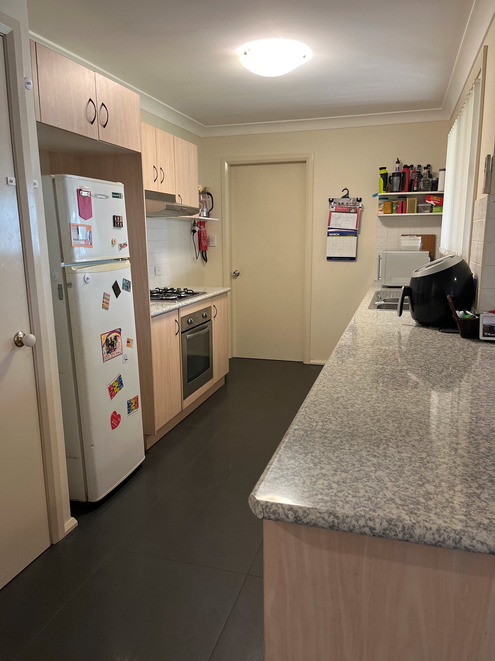 17 Banks Street TAMWORTH 5