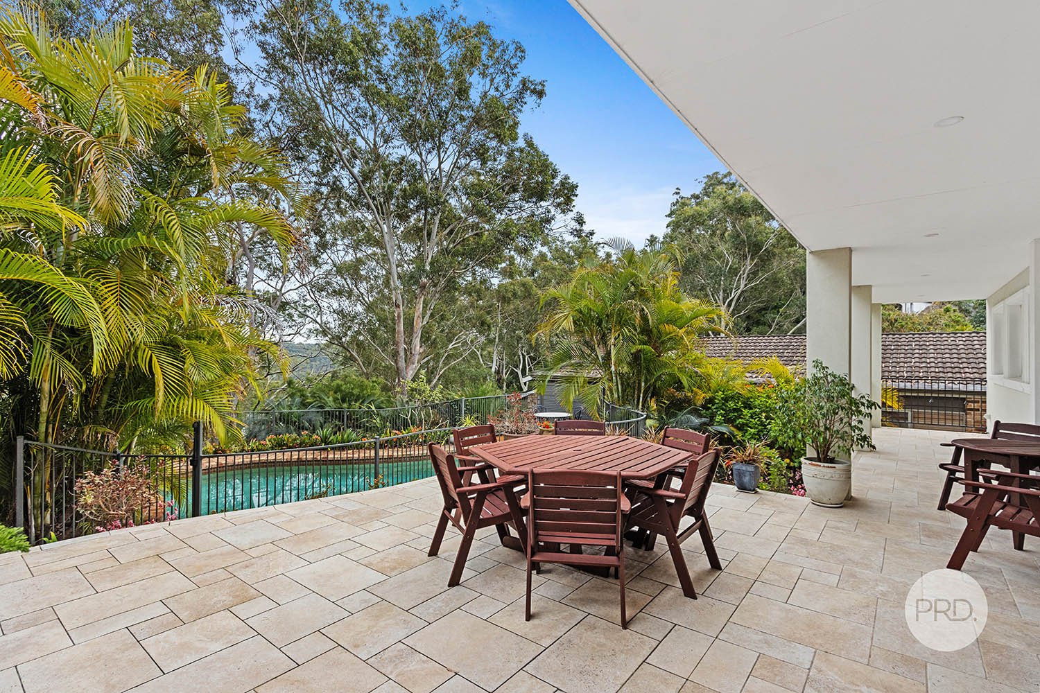 17 Banksia Place LUGARNO 13