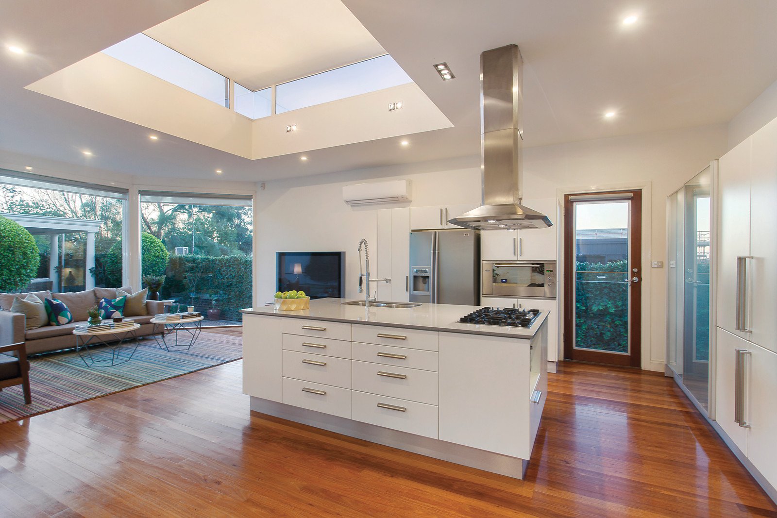 17 Barnsbury Road, Balwyn, VIC