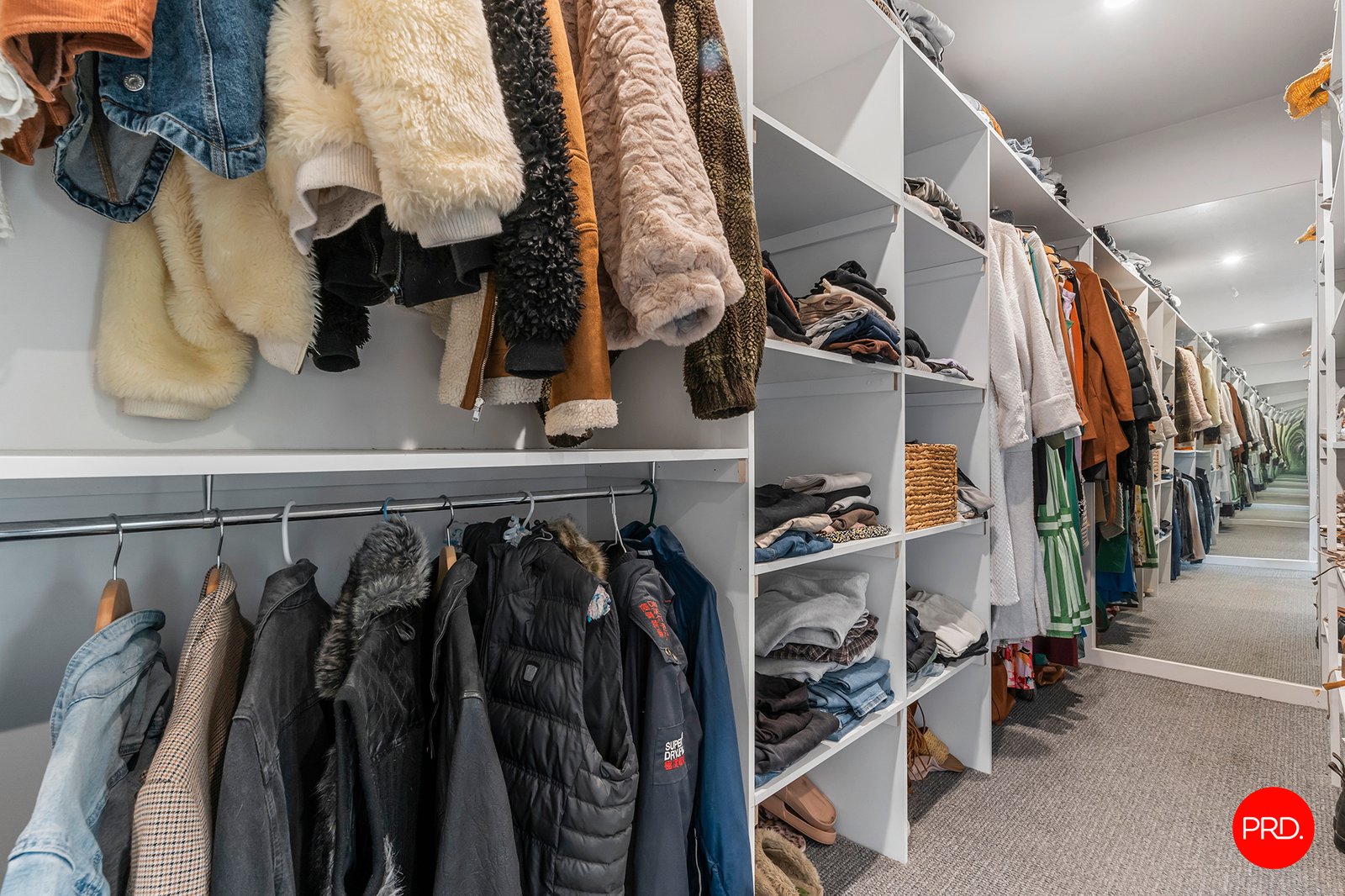 17 Bay Street GOLDEN SQUARE 16