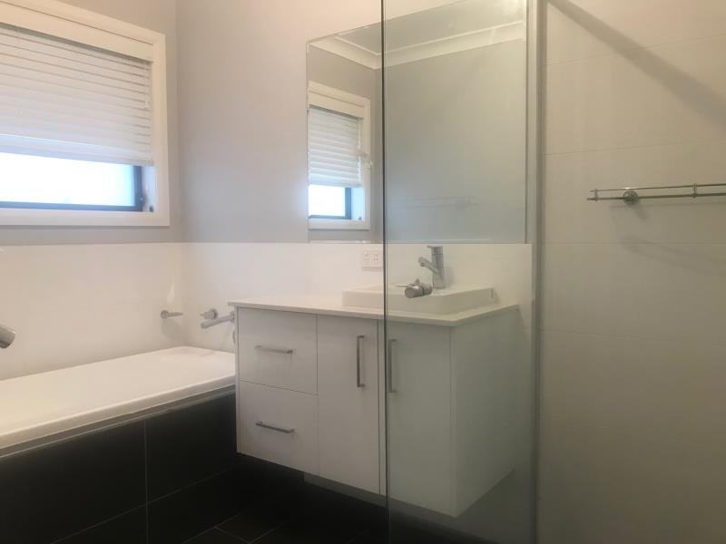 17 Bellbird Street TAMWORTH 5