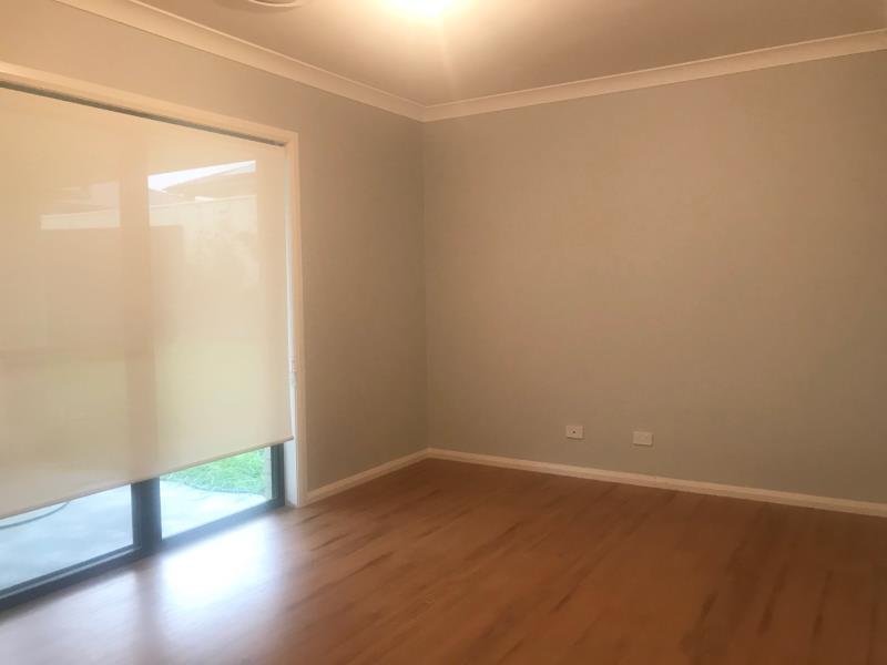 17 Bellbird Street TAMWORTH 8