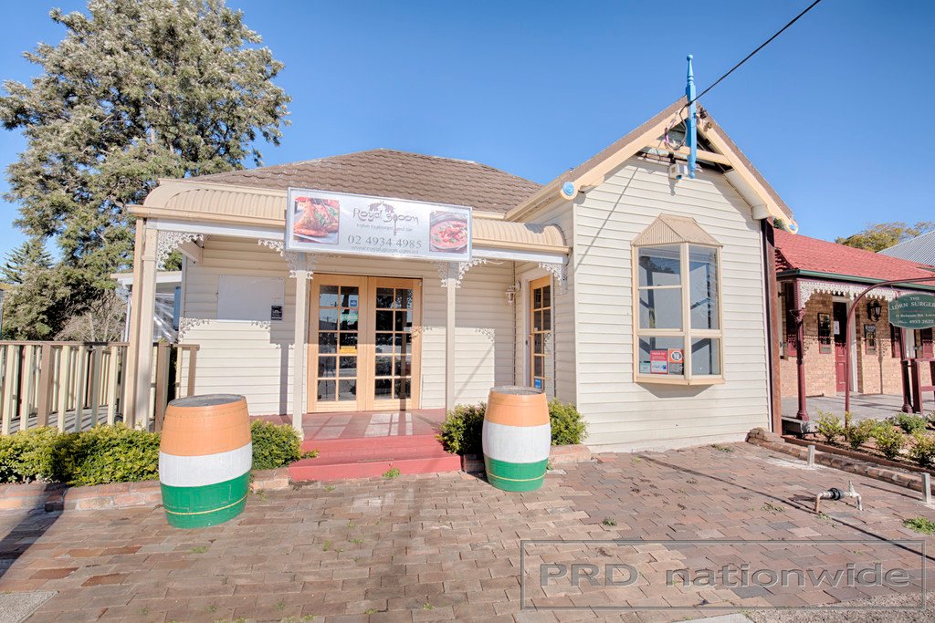 17 Belmore Road LORN 2
