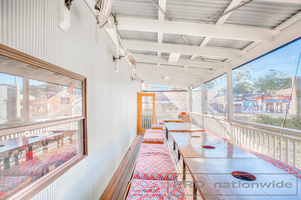 17 Belmore Road LORN 3