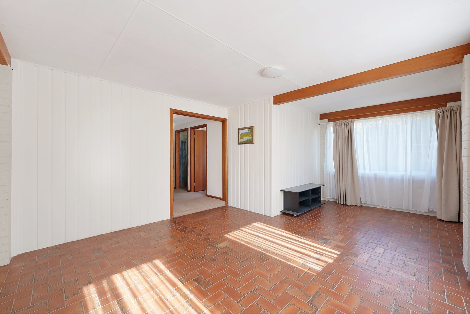 17 Bergalia Crescent CAMDEN HEAD 7