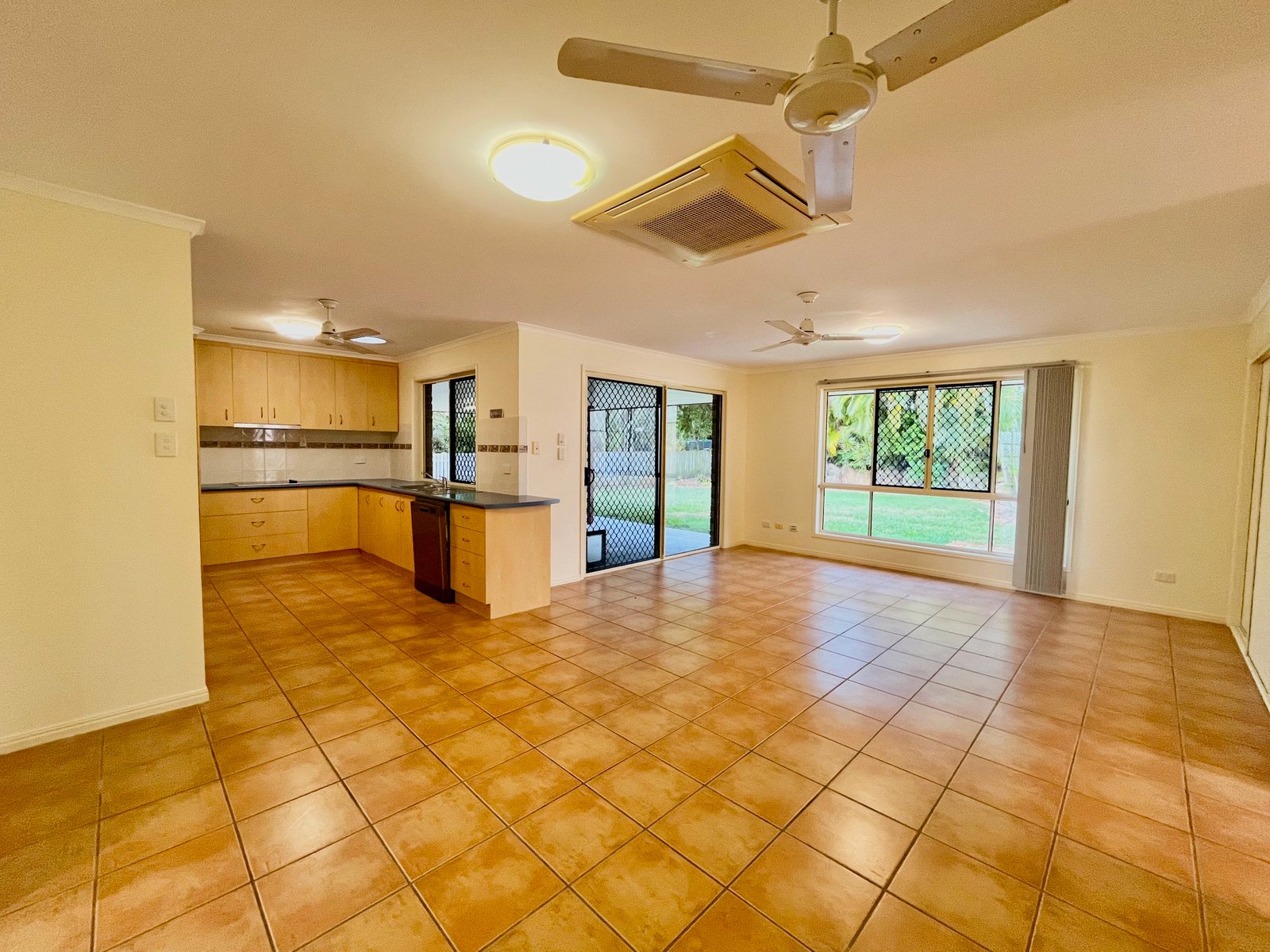 17 Bevington Street TANNUM SANDS 6