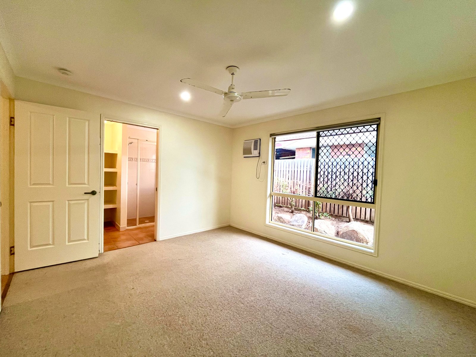 17 Bevington Street TANNUM SANDS 10