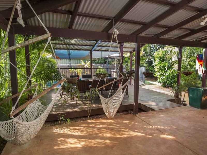17 Biddles Place CABLE BEACH 8