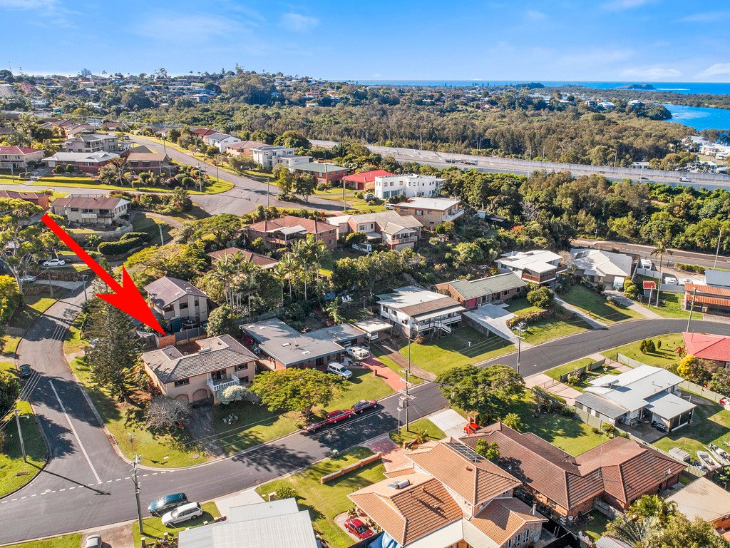 17 Bimbadeen Ave  BANORA POINT 14