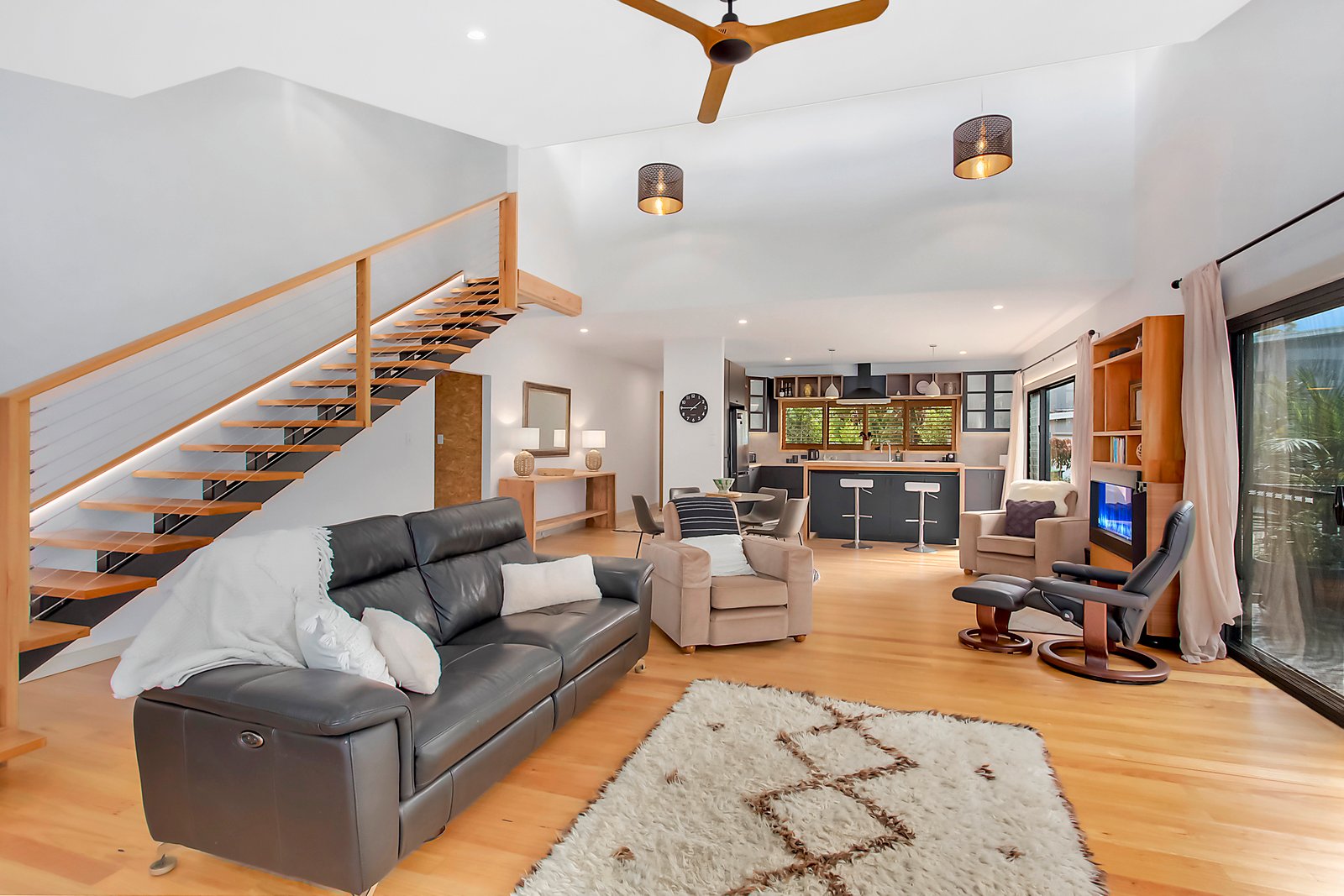 17 Birramal Drive DUNBOGAN 2