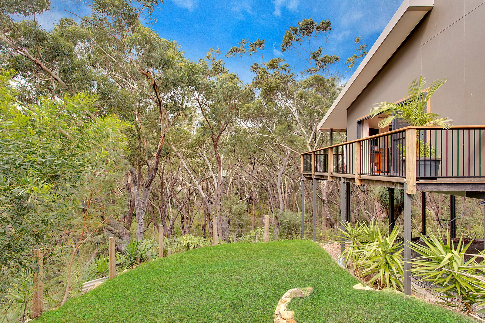 17 Birramal Drive DUNBOGAN 20