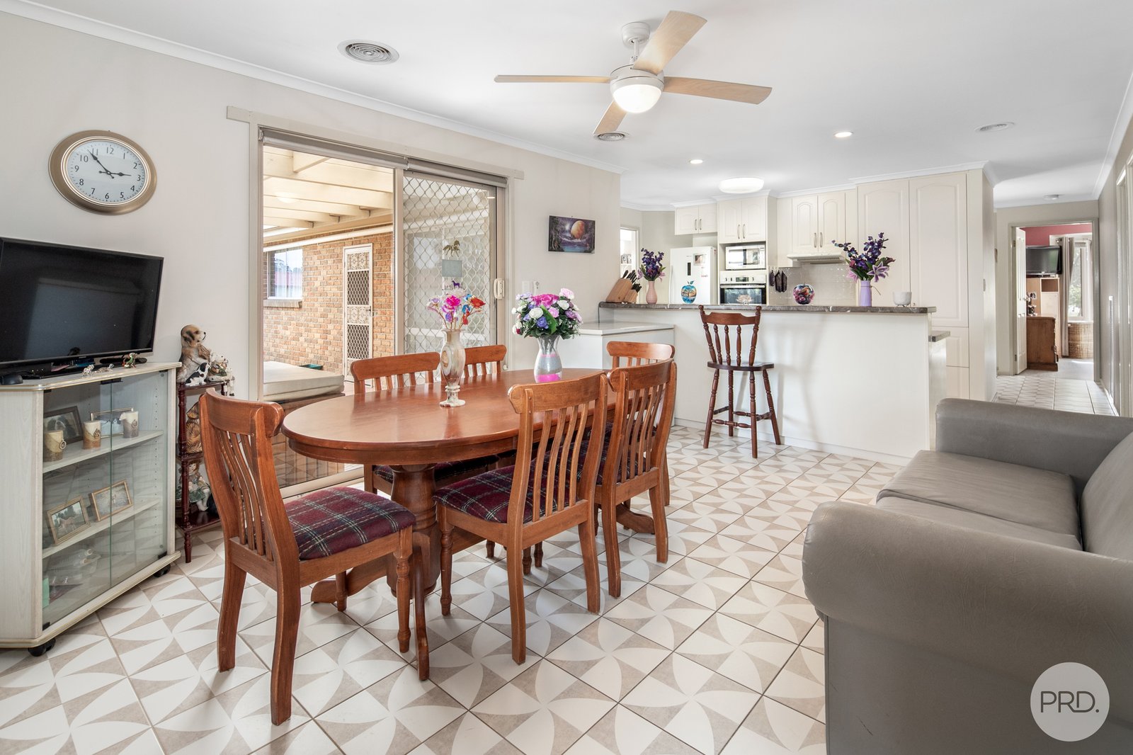 17 Blackwood Court ENFIELD 7