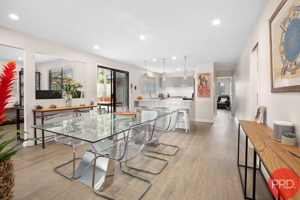 17 Blakewell Road THORNTON 5