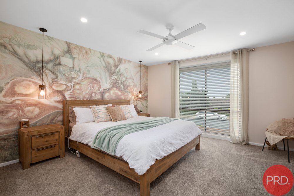 17 Blakewell Road THORNTON 11