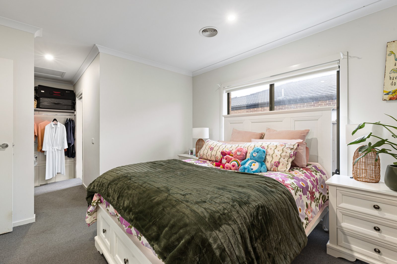 Gallery: 17 Bluegrass Way