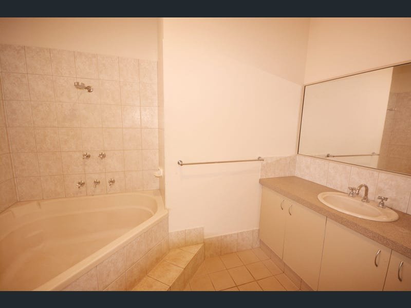 1/7 Boab Court BROOME 4