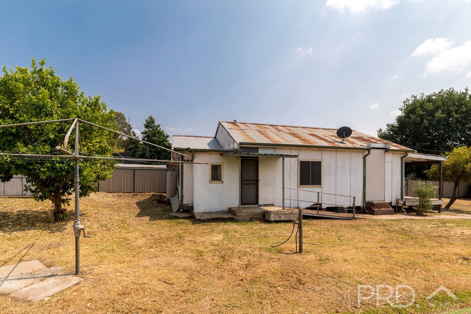 17 Bogong Place TUMUT 3