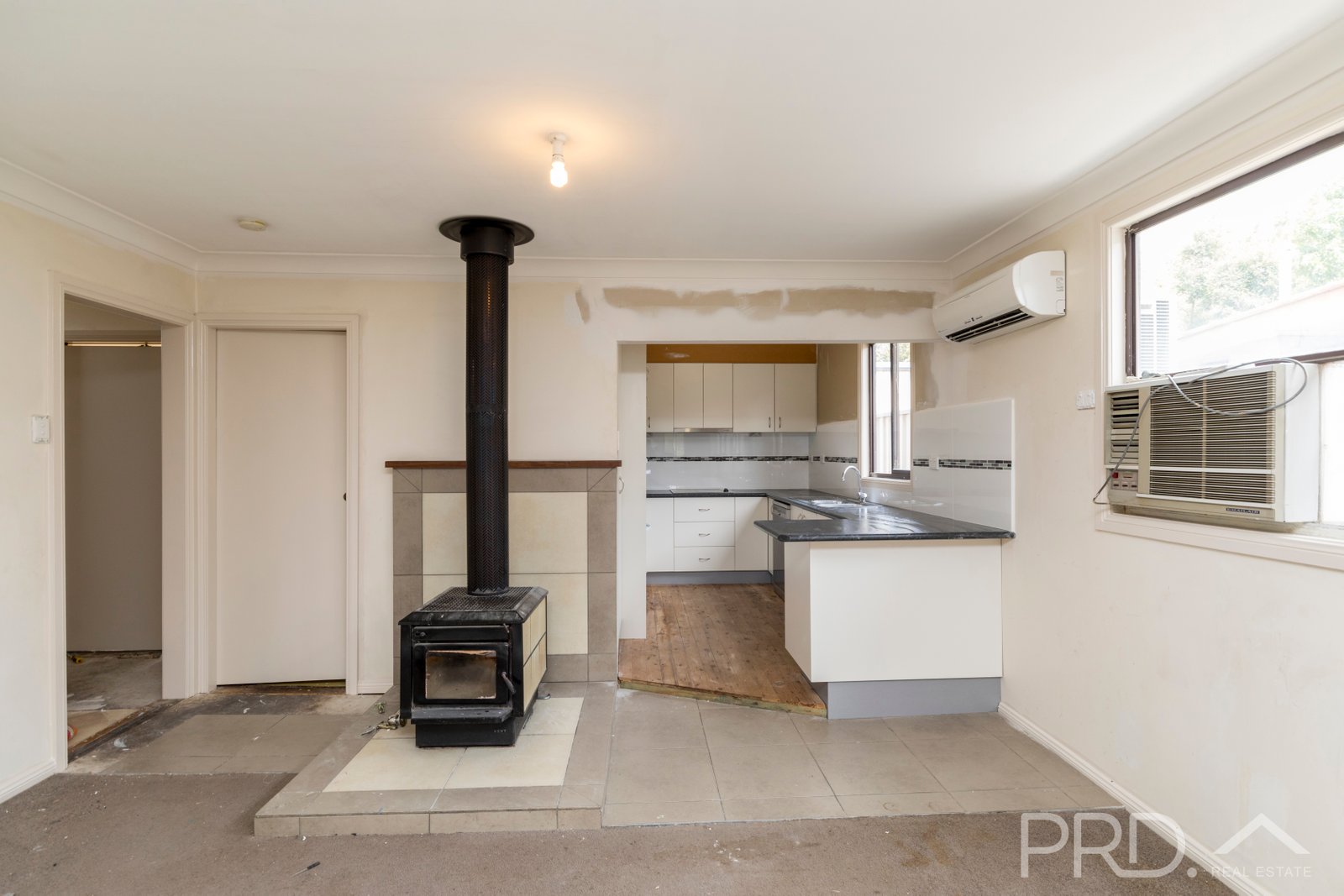 17 Bogong Place TUMUT 7