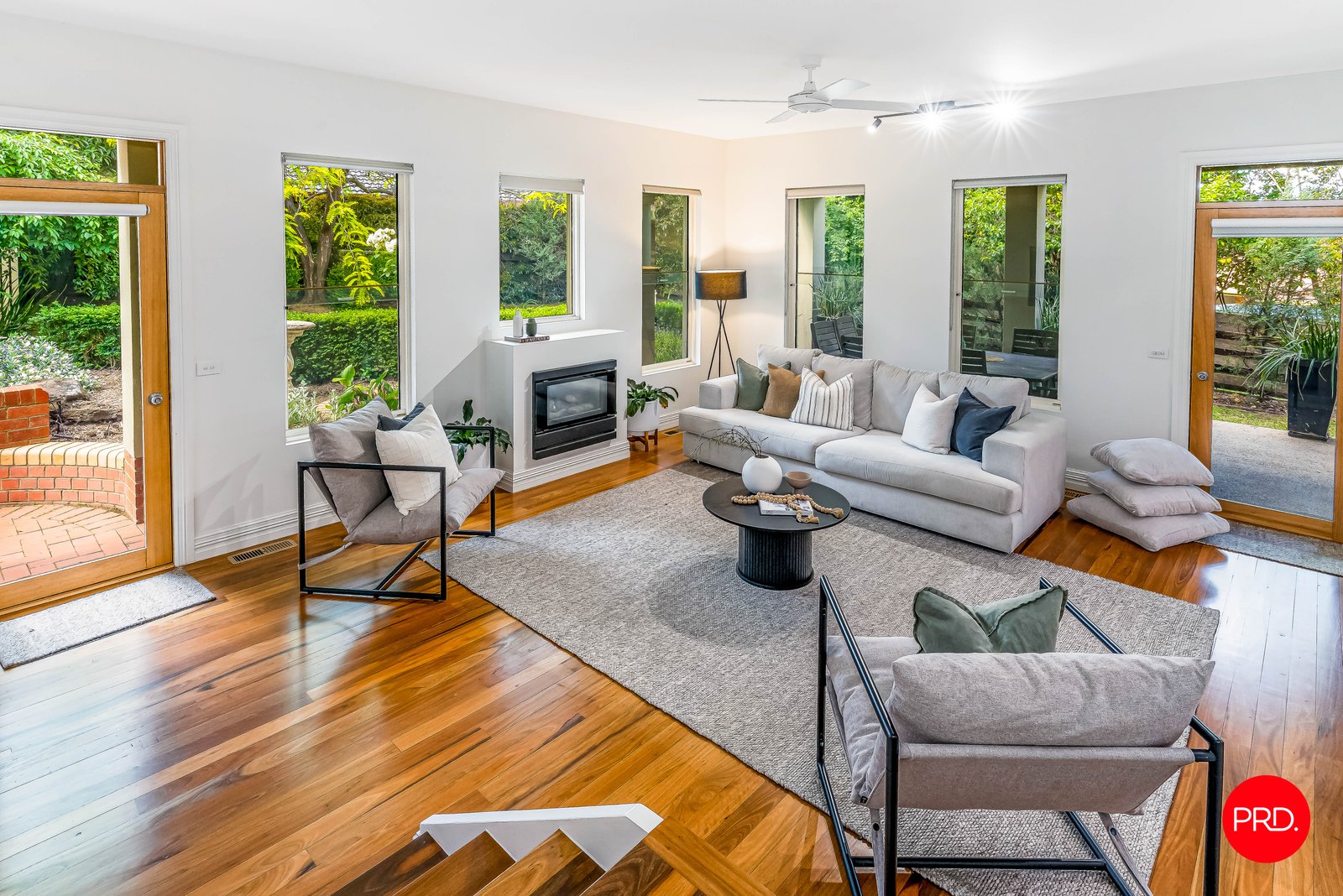 17 Bolton Drive KENNINGTON 3