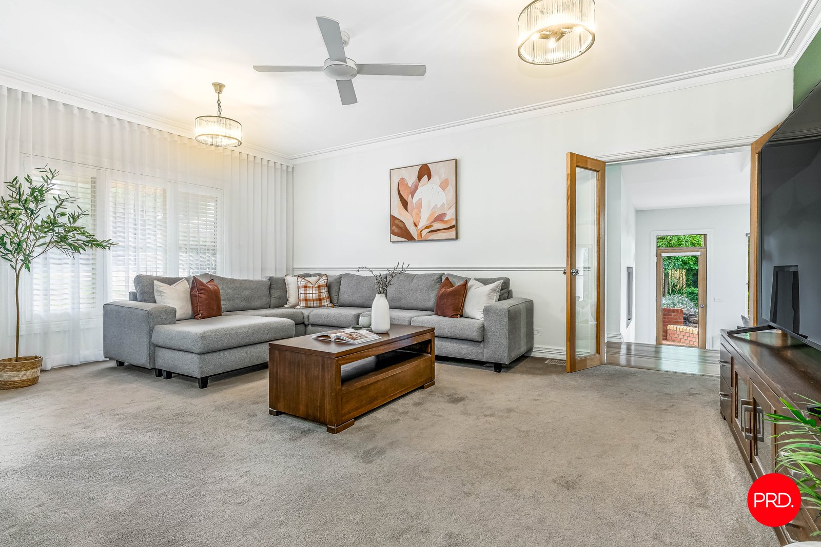 17 Bolton Drive KENNINGTON 9