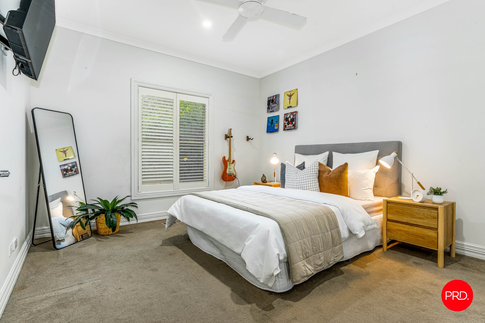 17 Bolton Drive KENNINGTON 12