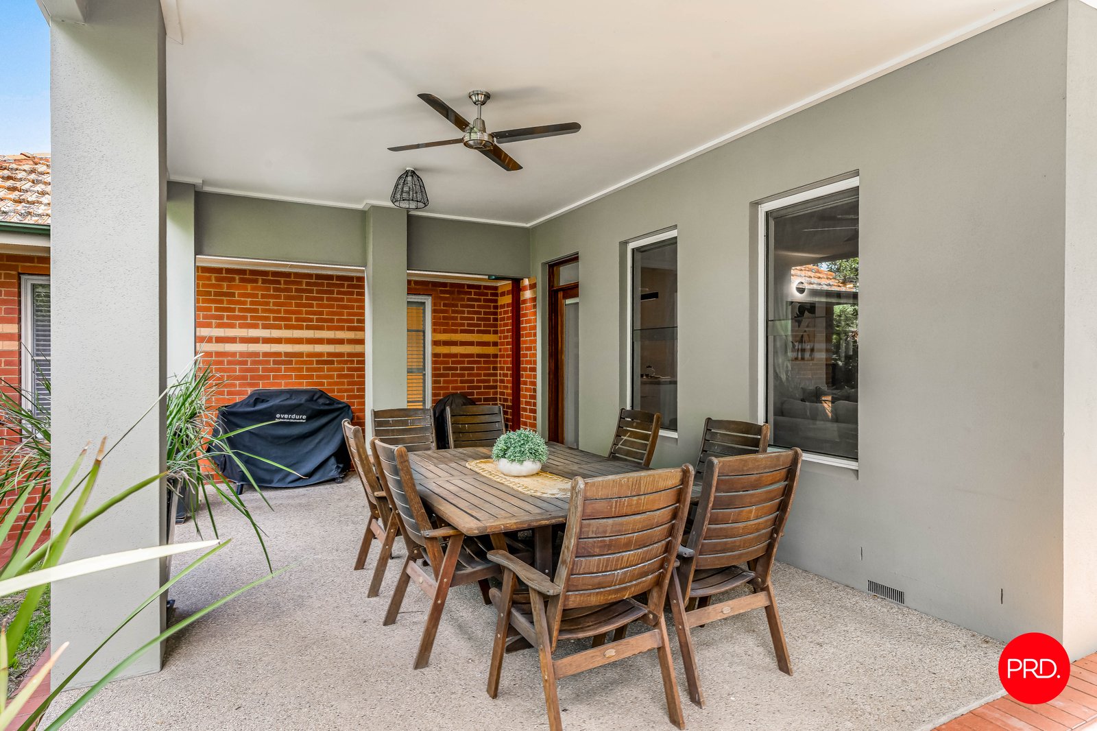 17 Bolton Drive KENNINGTON 19