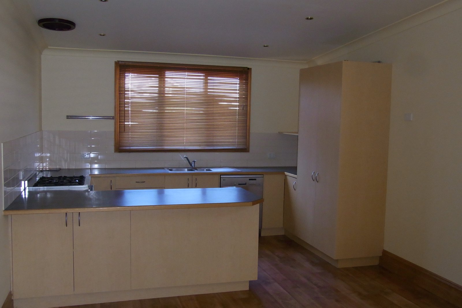 Gallery: 17 Bourke Crescent