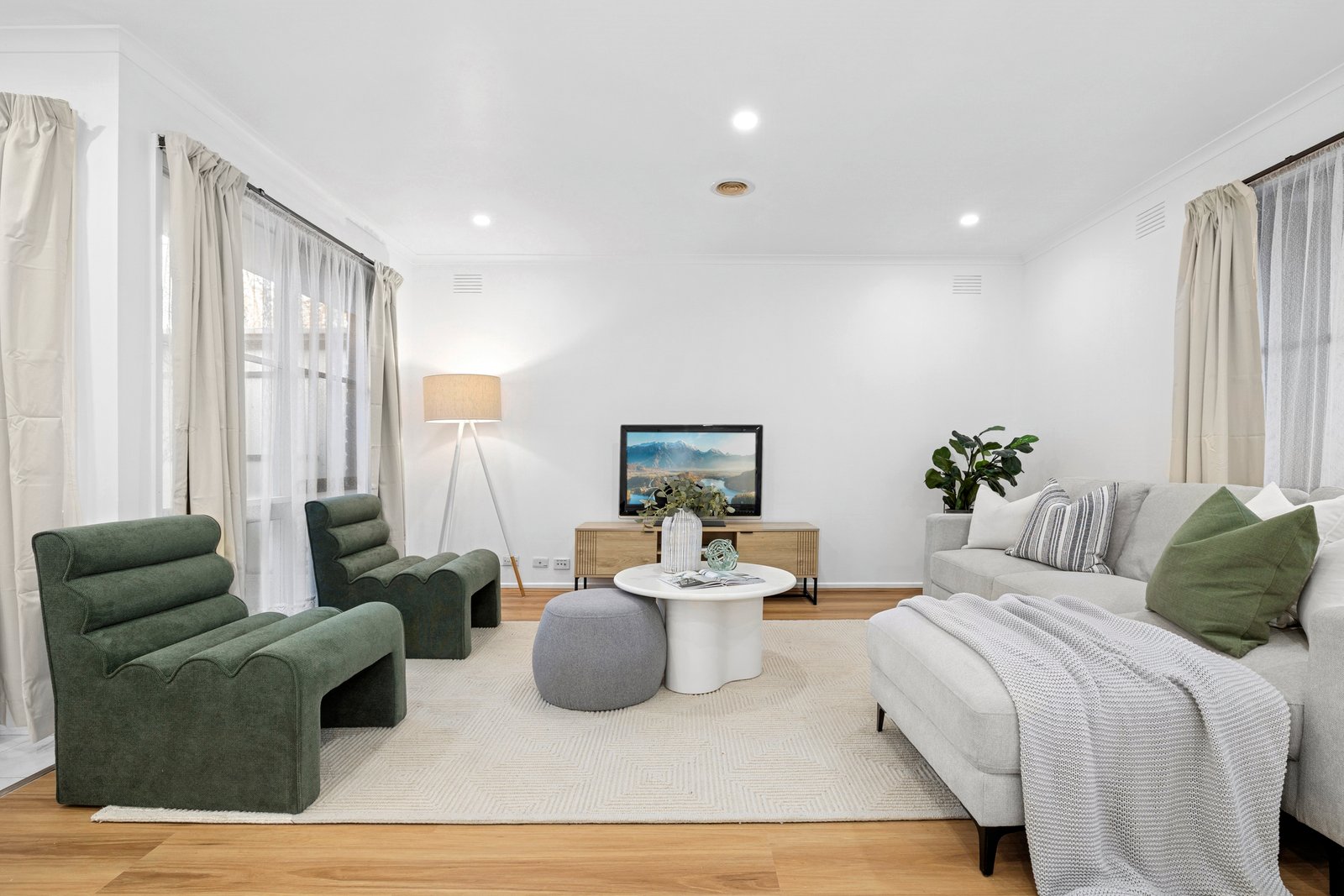 Gallery: 17 Bourke Road