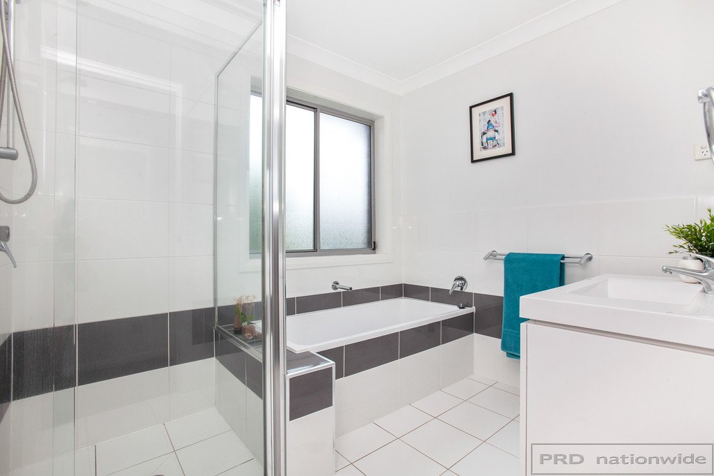 17 Boxer st  GILLIESTON HEIGHTS 16