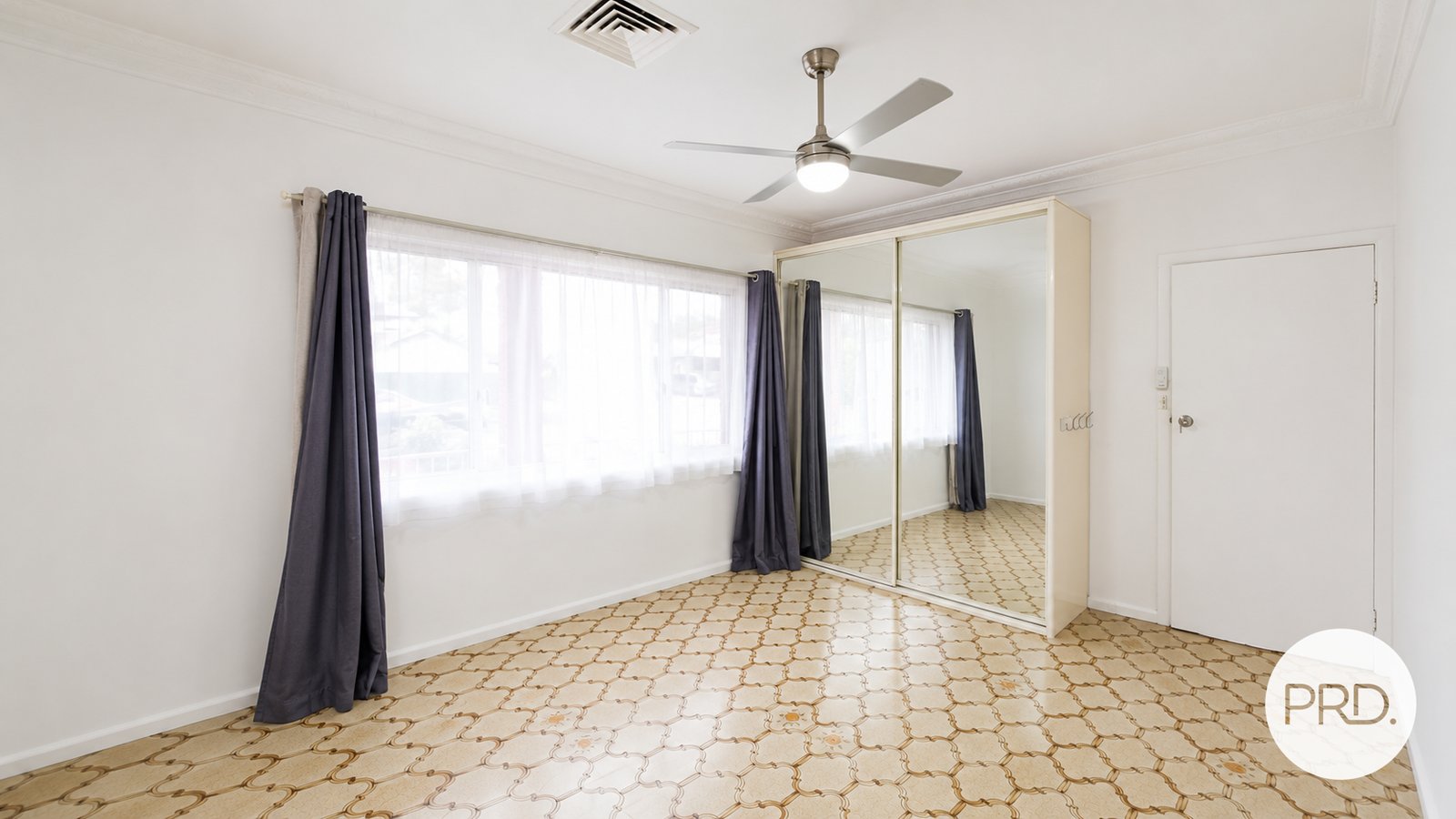 17 Bradshaw Avenue MOOREBANK 4