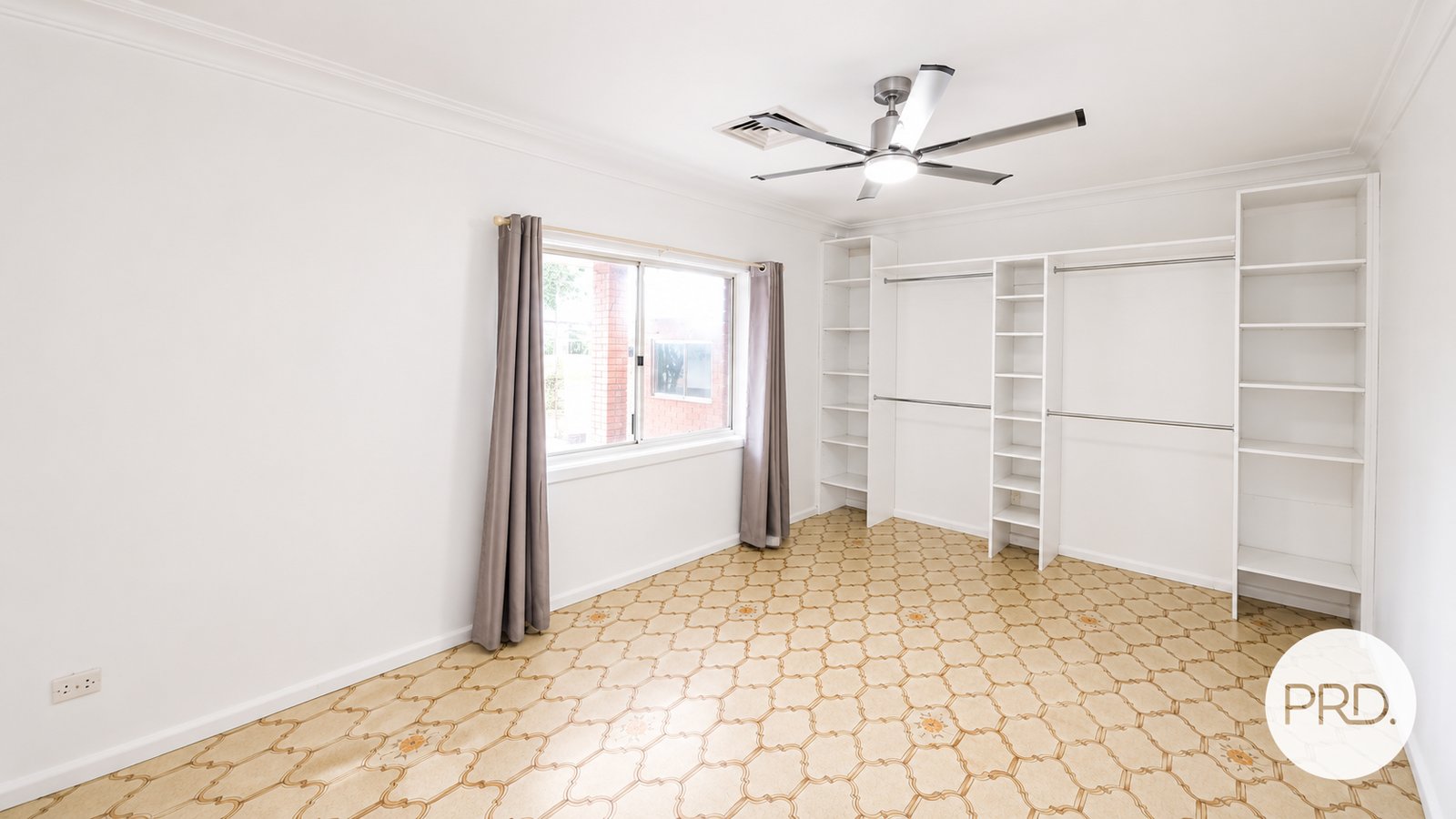 17 Bradshaw Avenue MOOREBANK 5
