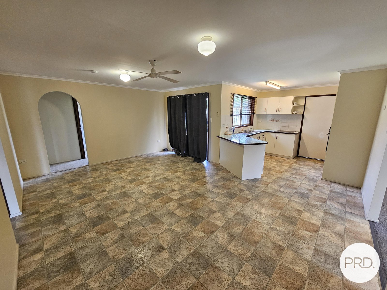 17 Brin Street BOYNE ISLAND 3