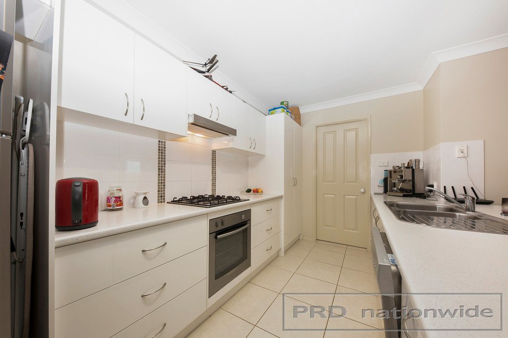 17 Brittany Avenue RUTHERFORD 8