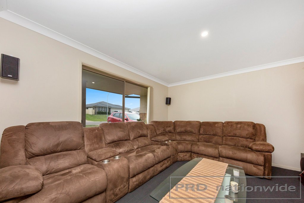 17 Brittany Avenue RUTHERFORD 9