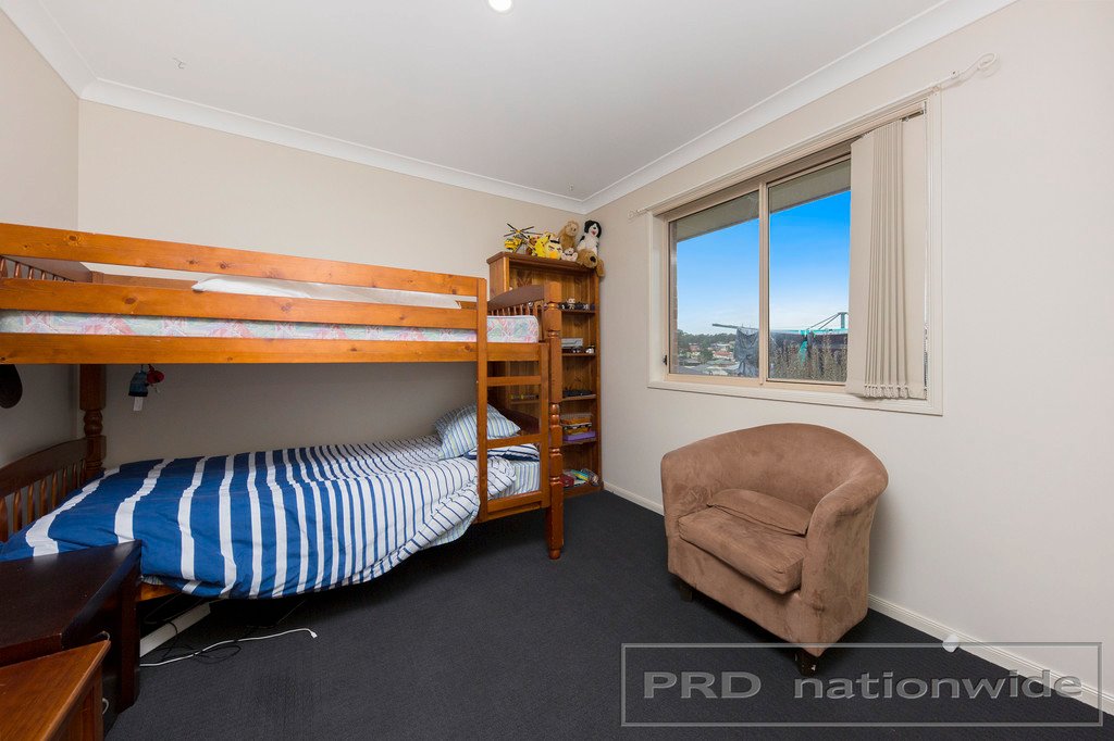 17 Brittany Avenue RUTHERFORD 16